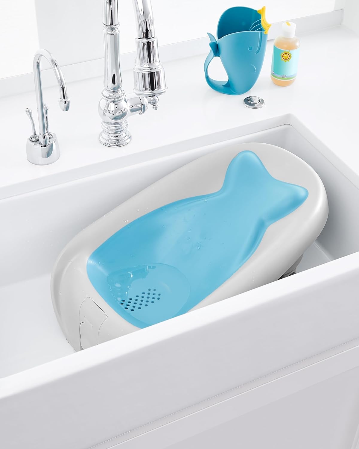 Skip Hop Moby Recline & Rinse Baby Bather, 2-Position Recline, Foldable Bath Support, Blue
