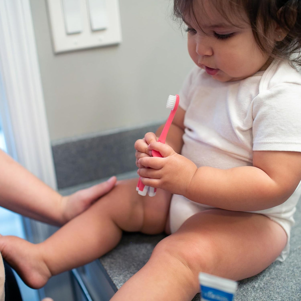 Dr. Brown's Infant-to-Toddler Toothbrush, Pink