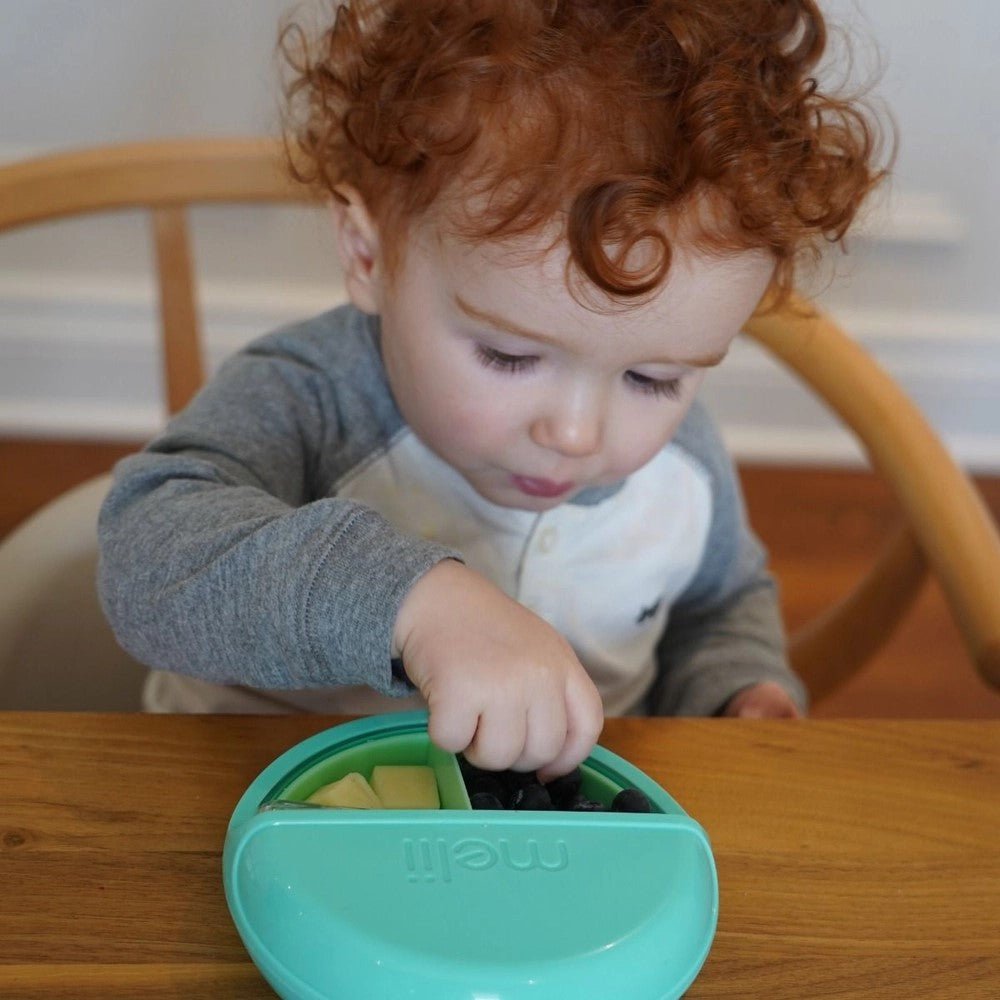 melii Spin Snack Container with 3 Snack Compartments